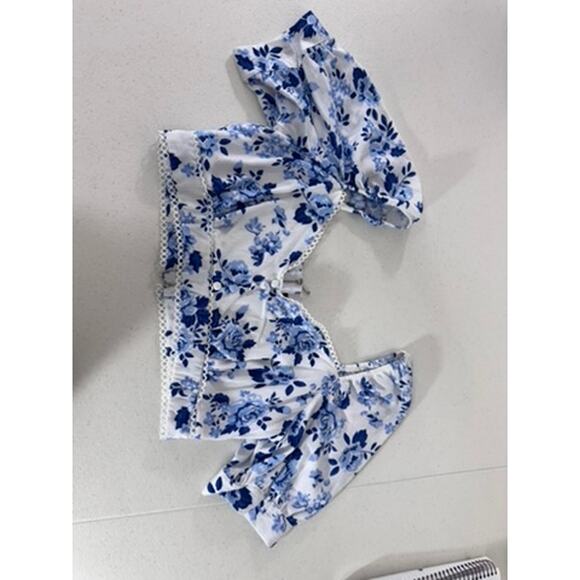 NWT!!"Love By Design"ONLY TOP,Puff Sleeve,Cottage,Floral,Puff Sleeves,Blue Roses - Picture 3 of 8